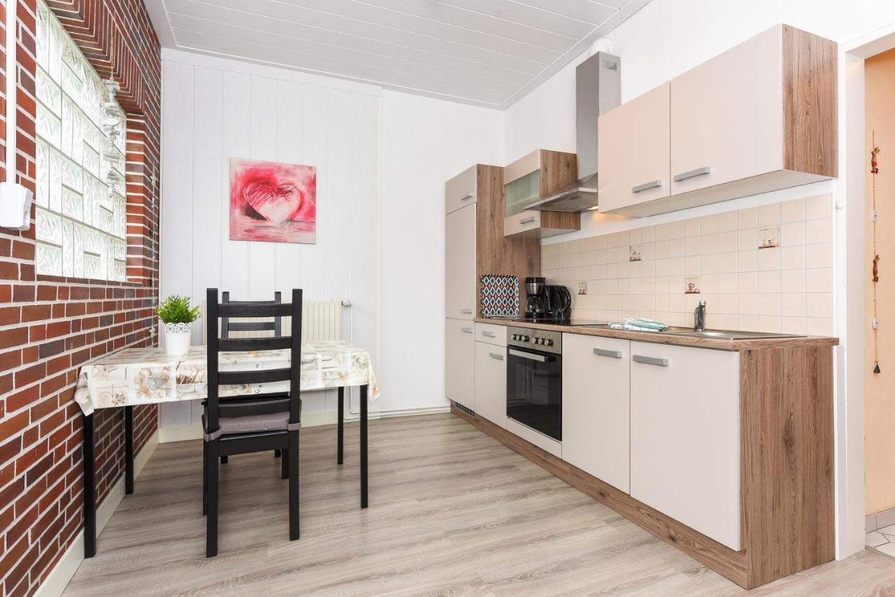 Ferienwohnungen Im Haus Waterkant Neuharlingersiel Ngoại thất bức ảnh