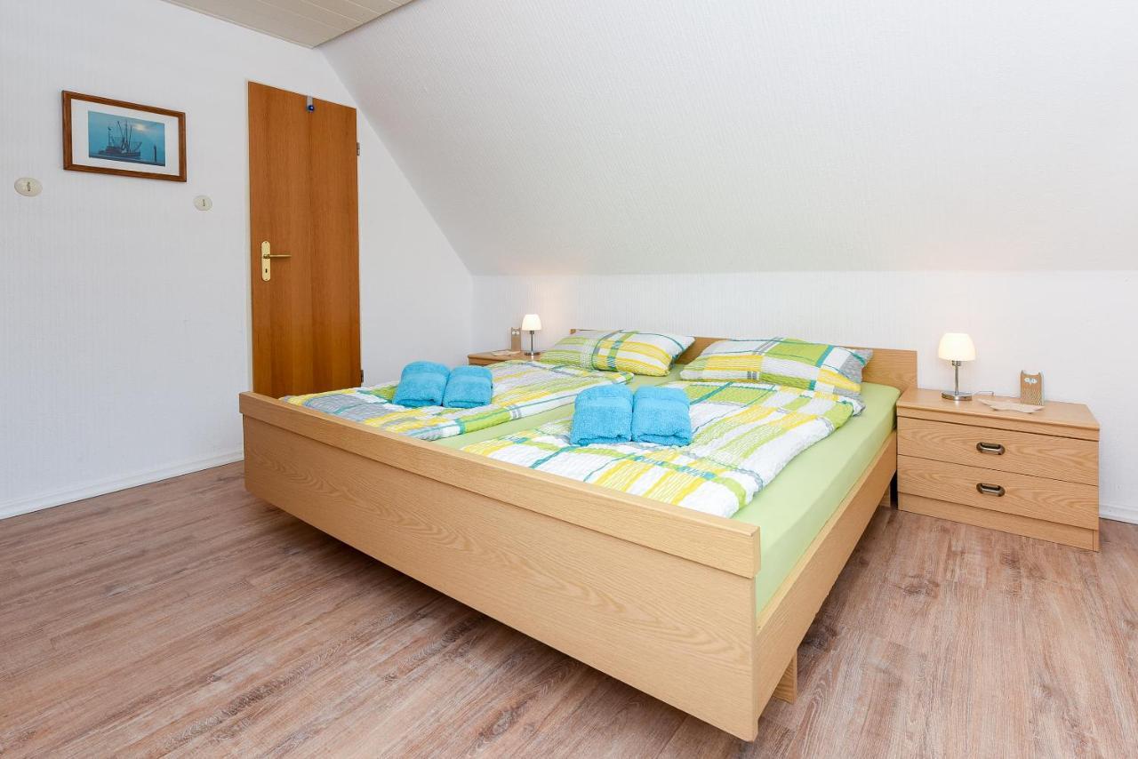 Ferienwohnungen Im Haus Waterkant Neuharlingersiel Ngoại thất bức ảnh