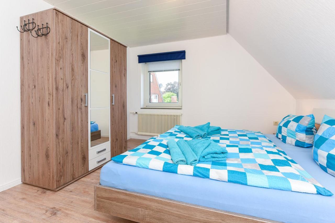Ferienwohnungen Im Haus Waterkant Neuharlingersiel Ngoại thất bức ảnh
